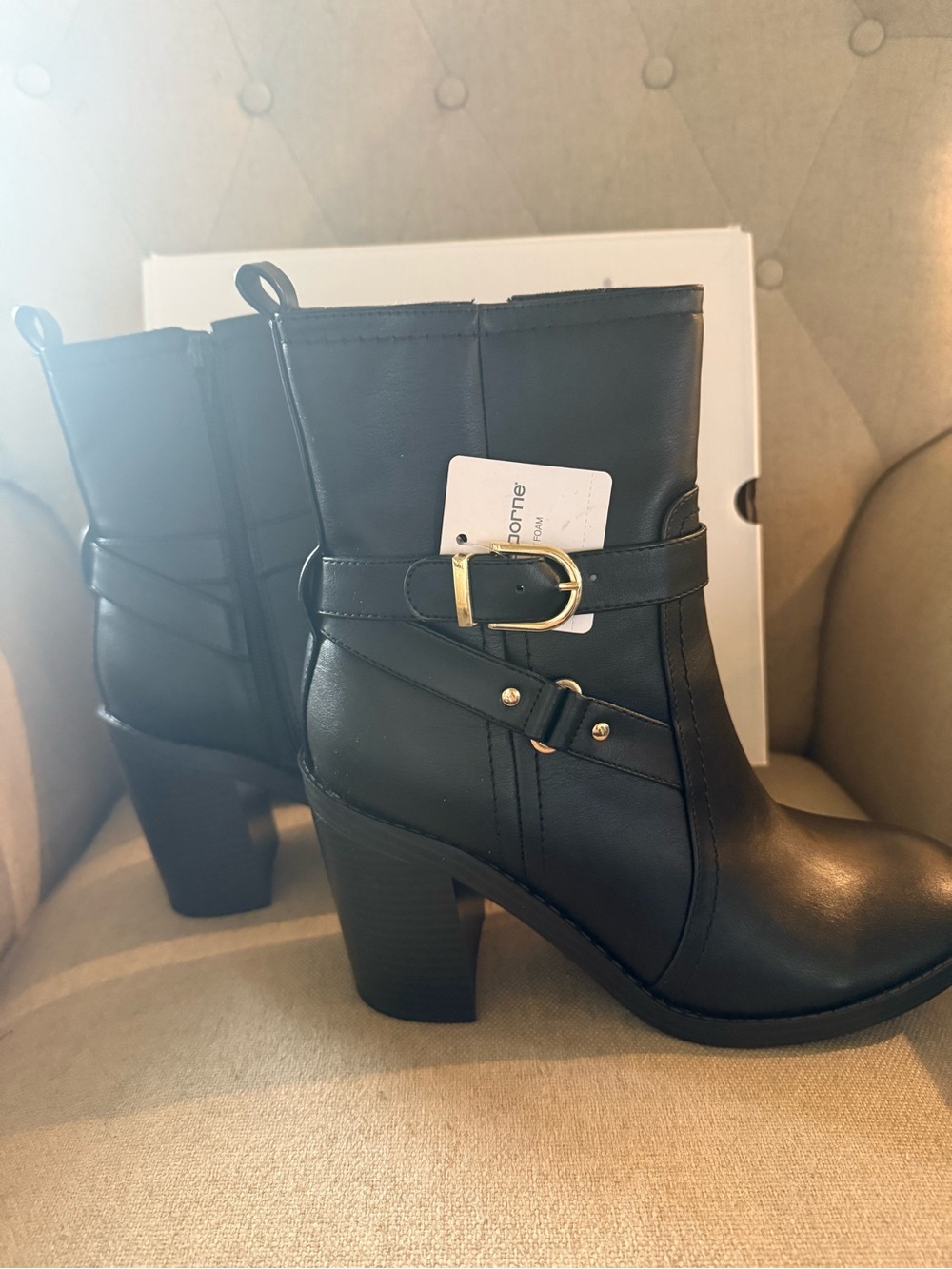 Liz Claiborne LC Olinda Black Ankle Booties Women’s Size 6.5M Memory Foam New IB